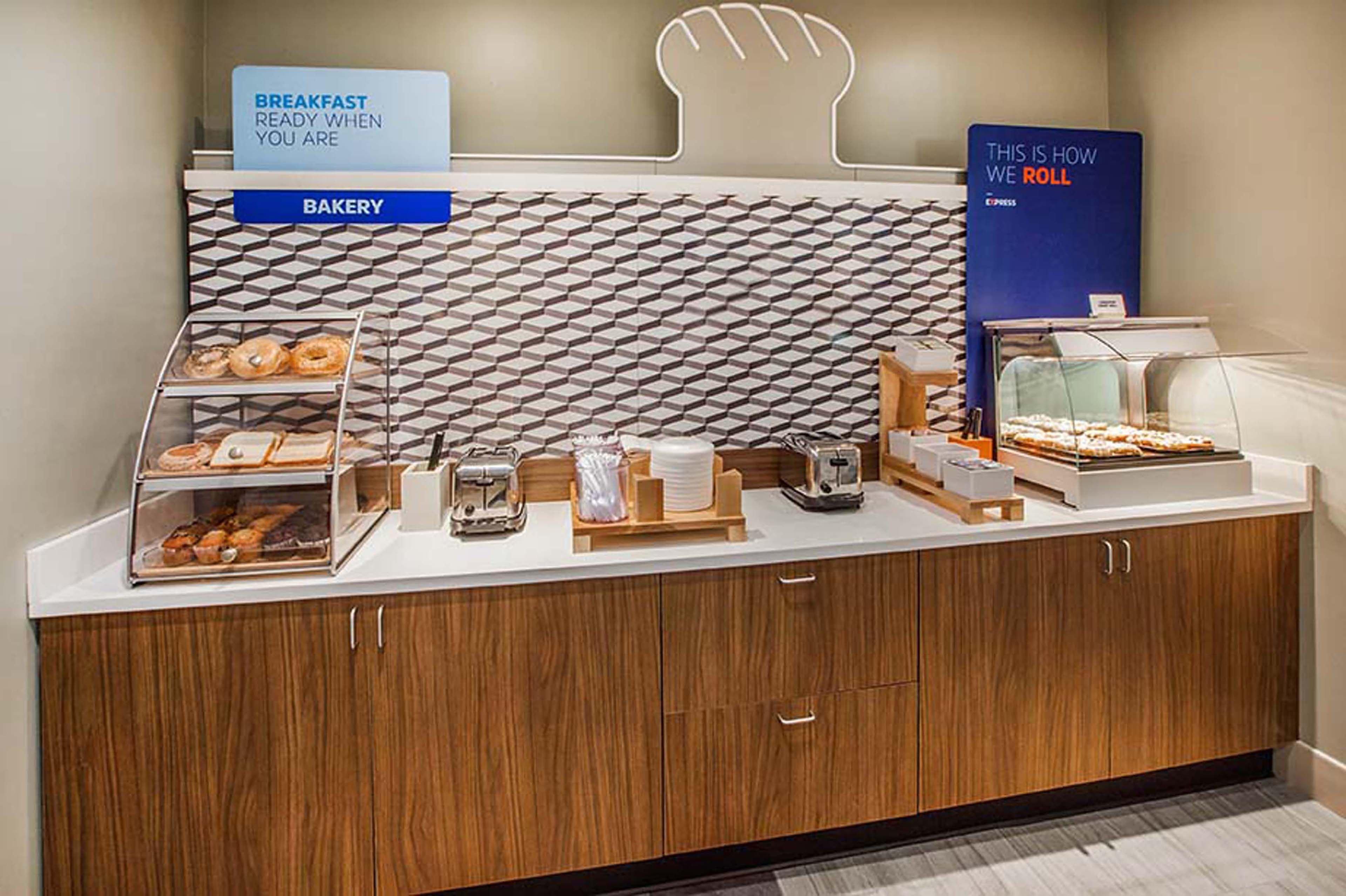 Holiday Inn Express Washington Court House By Ihg Екстериор снимка