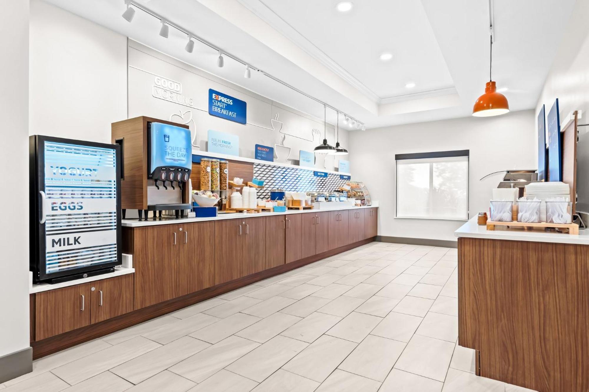 Holiday Inn Express Washington Court House By Ihg Екстериор снимка