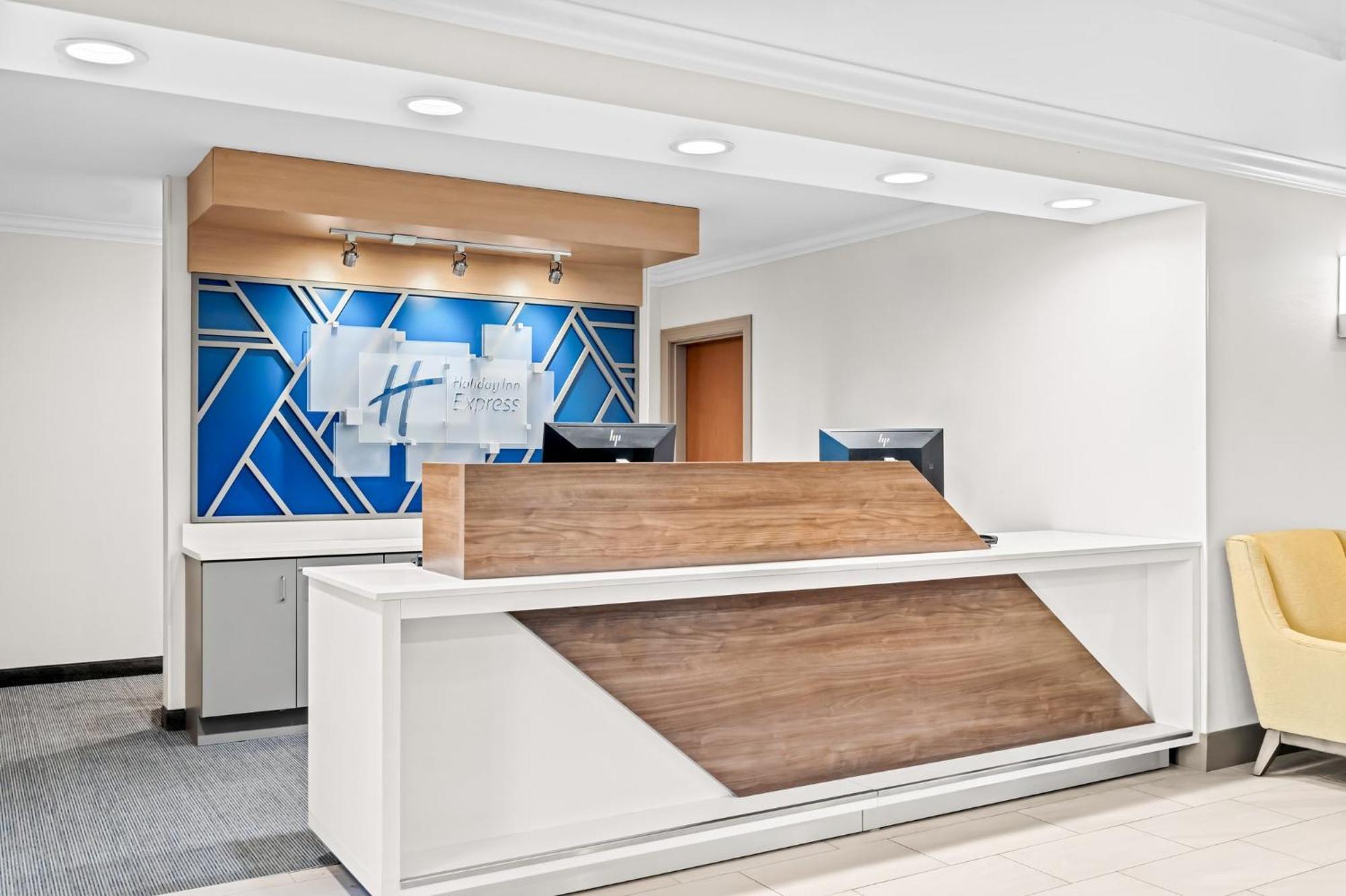 Holiday Inn Express Washington Court House By Ihg Екстериор снимка