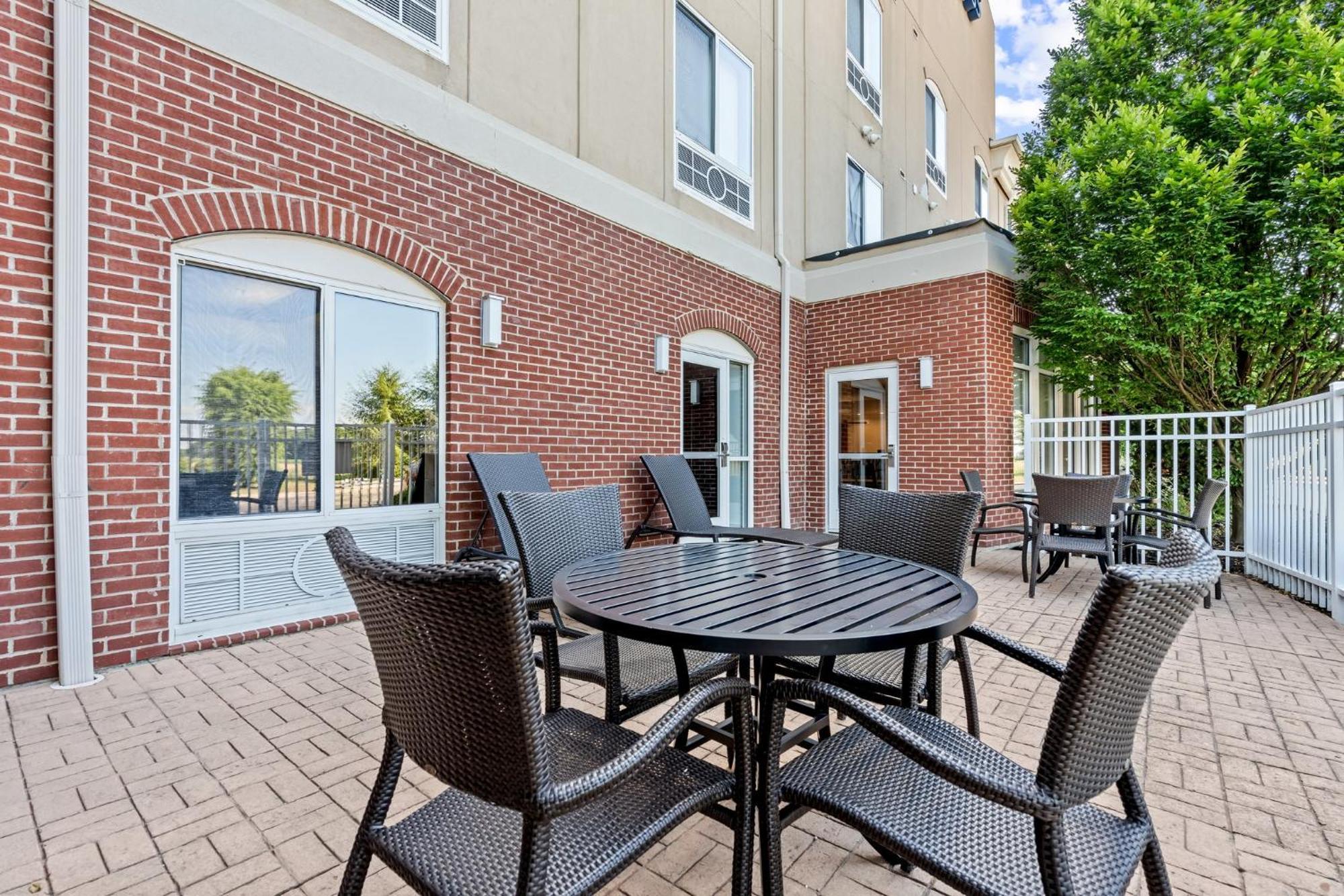 Holiday Inn Express Washington Court House By Ihg Екстериор снимка