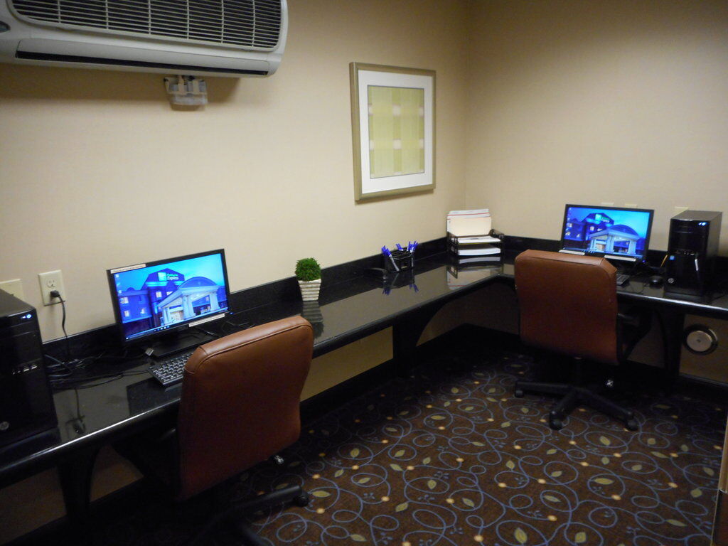 Holiday Inn Express Washington Court House By Ihg Екстериор снимка