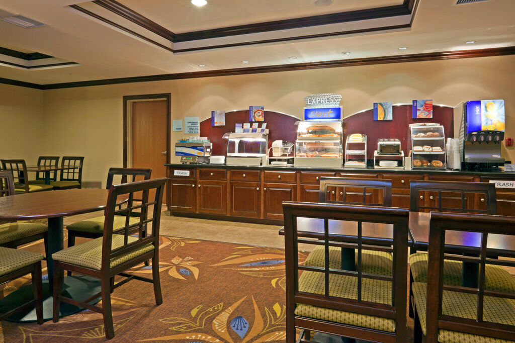 Holiday Inn Express Washington Court House By Ihg Екстериор снимка